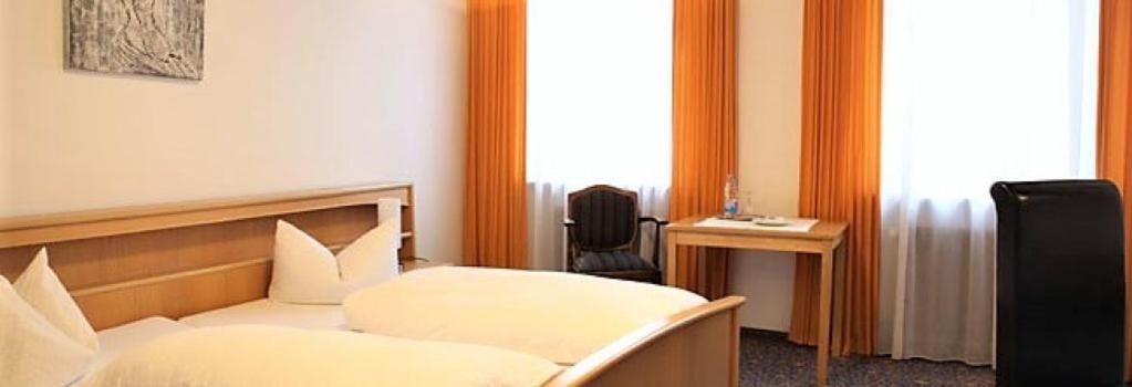Hotel Roessle Furstenberg  Екстериор снимка