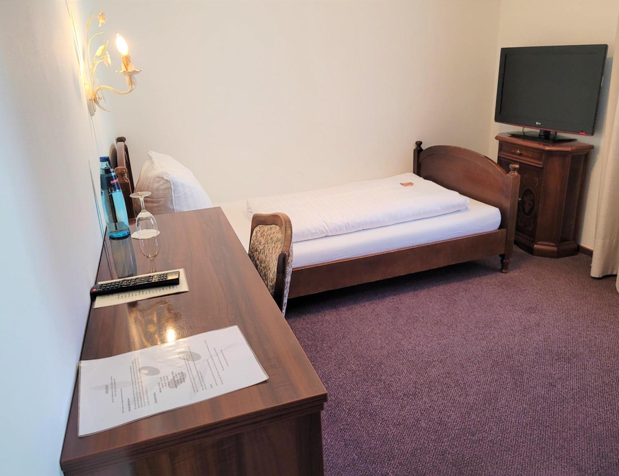 Hotel Roessle Furstenberg  Екстериор снимка